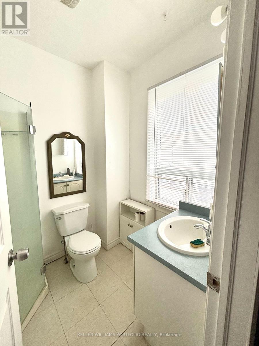 127 Thirtieth Street, Toronto, Ontario  M8W 3C3 - Photo 7 - W12657308