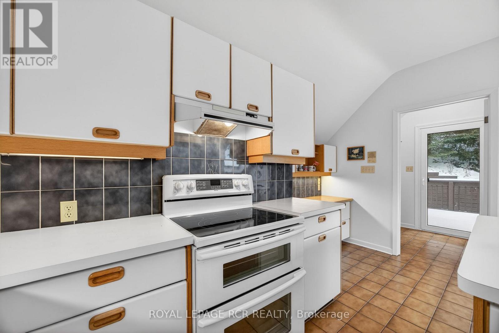 5671 Highway 9, Caledon, Ontario  L7K 0H2 - Photo 20 - W12657364