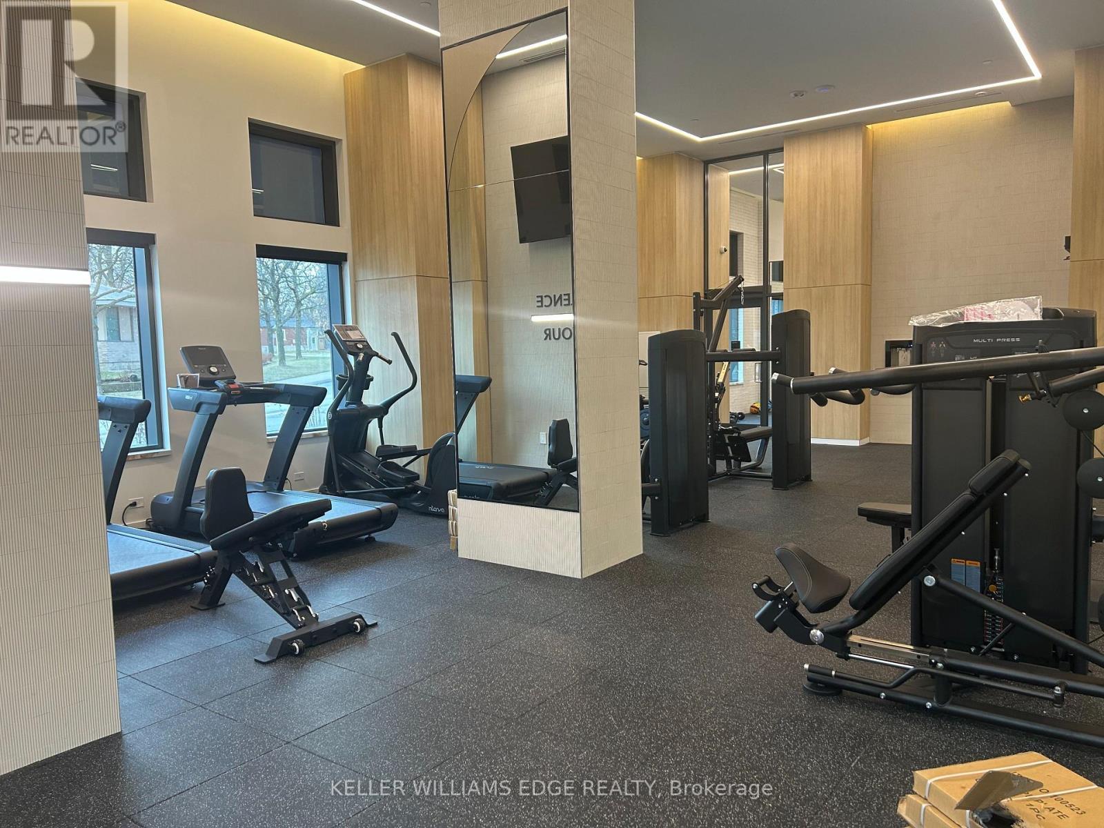 2088 James Street, Burlington, Ontario  L7R 0H2 - Photo 19 - W12657406