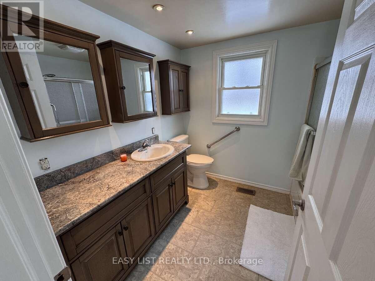 3104 St Clair Parkway, St. Clair, Ontario  N0P 1H0 - Photo 16 - X12305563