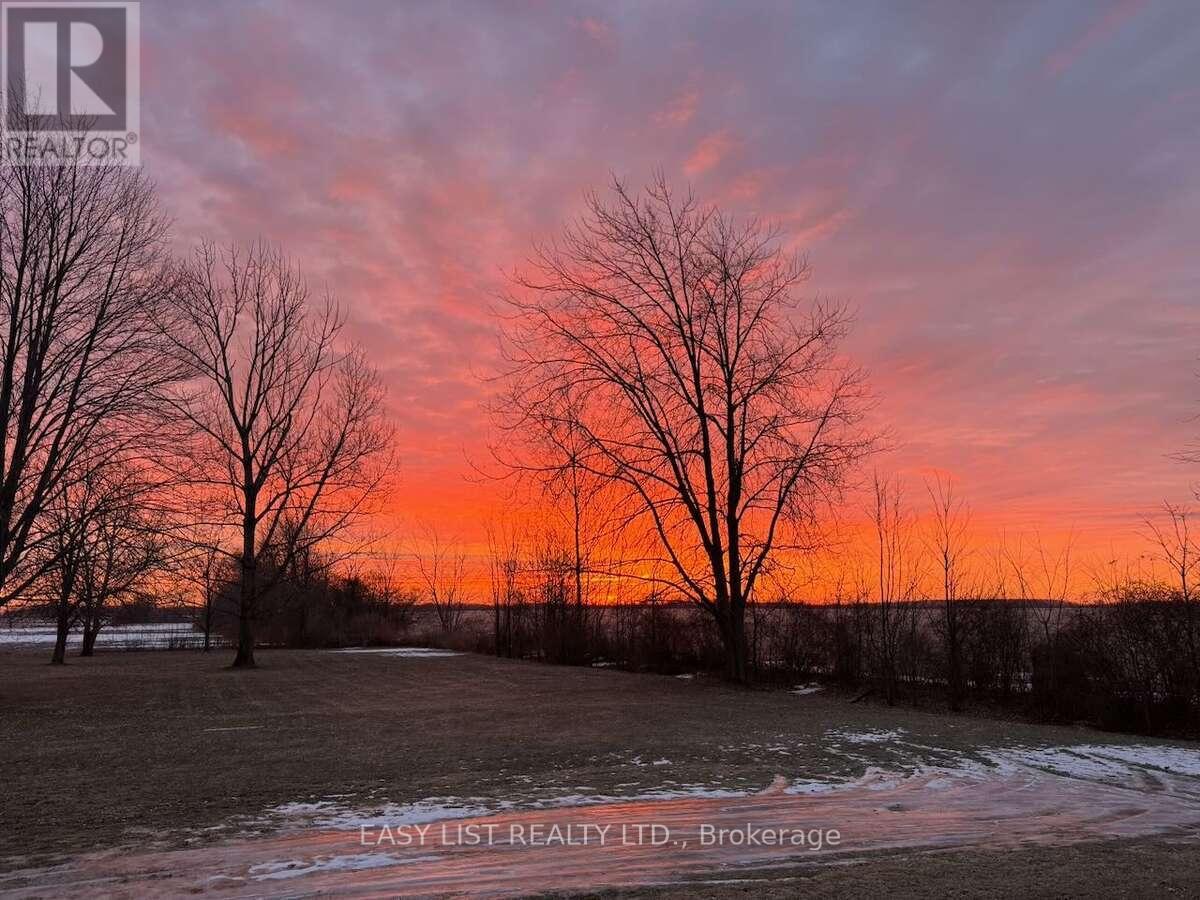 3104 St Clair Parkway, St. Clair, Ontario  N0P 1H0 - Photo 3 - X12305563