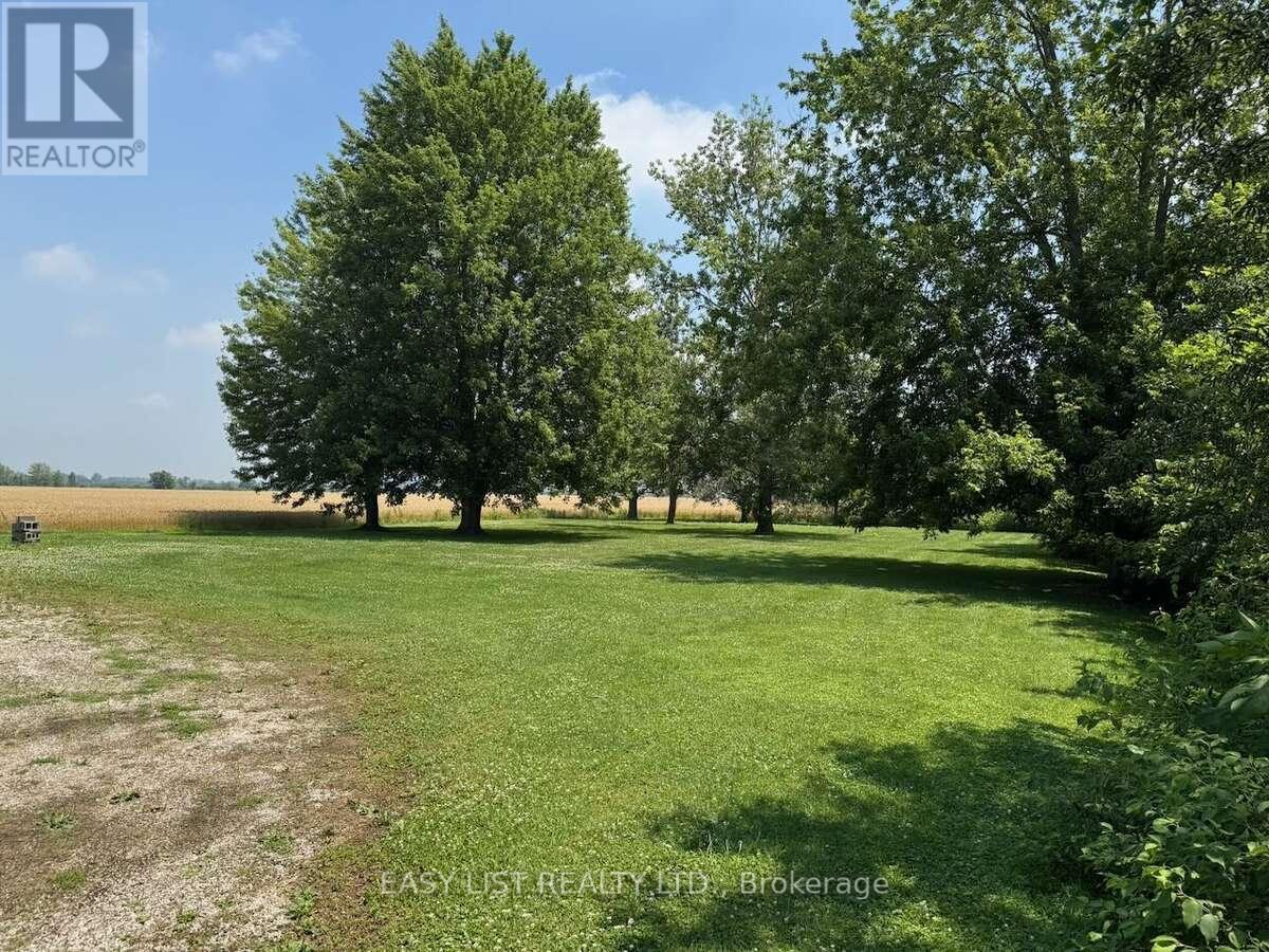 3104 St Clair Parkway, St. Clair, Ontario  N0P 1H0 - Photo 8 - X12305563