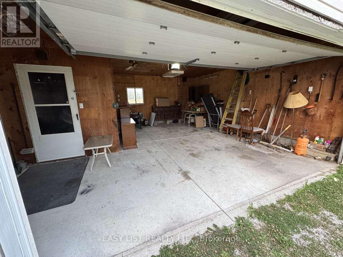 3104 St Clair Parkway, St. Clair, Ontario  N0P 1H0 - Photo 31 - X12305563