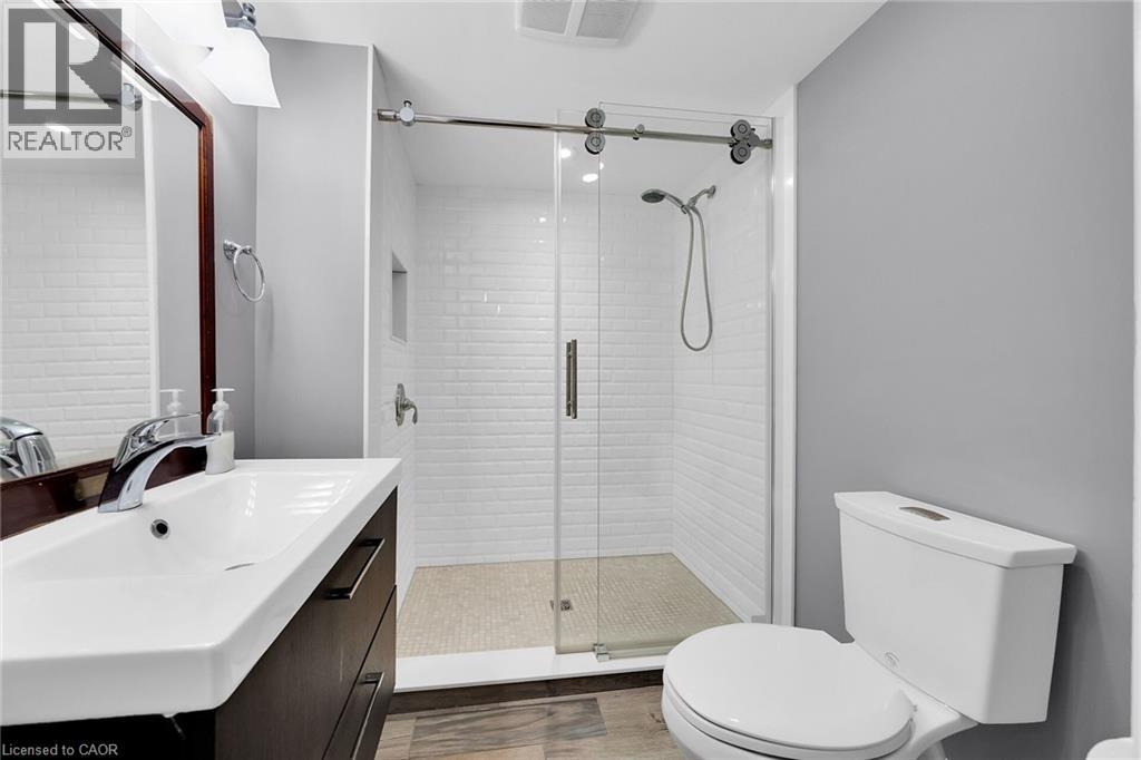 404 Mountain Brow Boulevard E, Hamilton, Ontario  L8T 1A7 - Photo 39 - 40795619