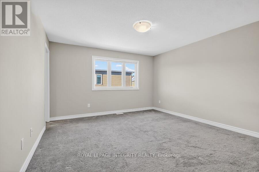 168 Bandelier Way W, Ottawa, Ontario K2S 2J5 - Photo 11 - X12632114