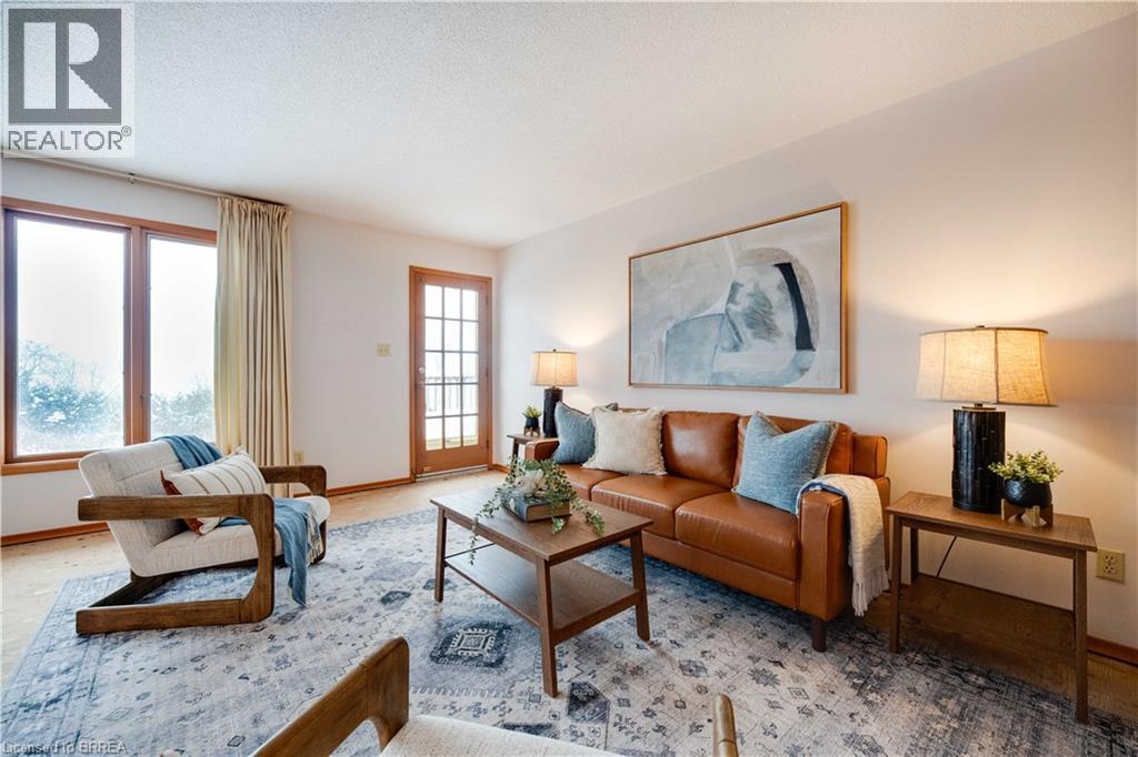 46 Esther Avenue, Cambridge, Ontario  N1S 4L6 - Photo 4 - 40789061