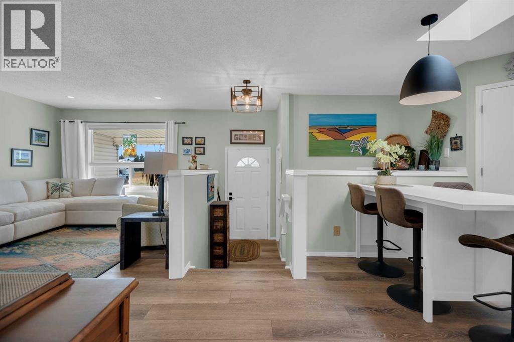 2, 717 Centre Street, Vulcan, Alberta  T0L 2B0 - Photo 5 - A2266570