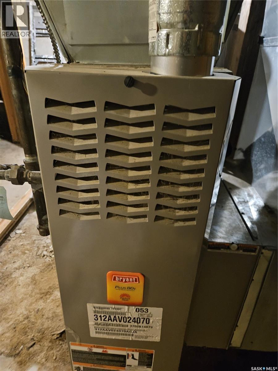 4575 Price Avenue, Gull Lake, Saskatchewan  S0N 1A0 - Photo 13 - SK026040