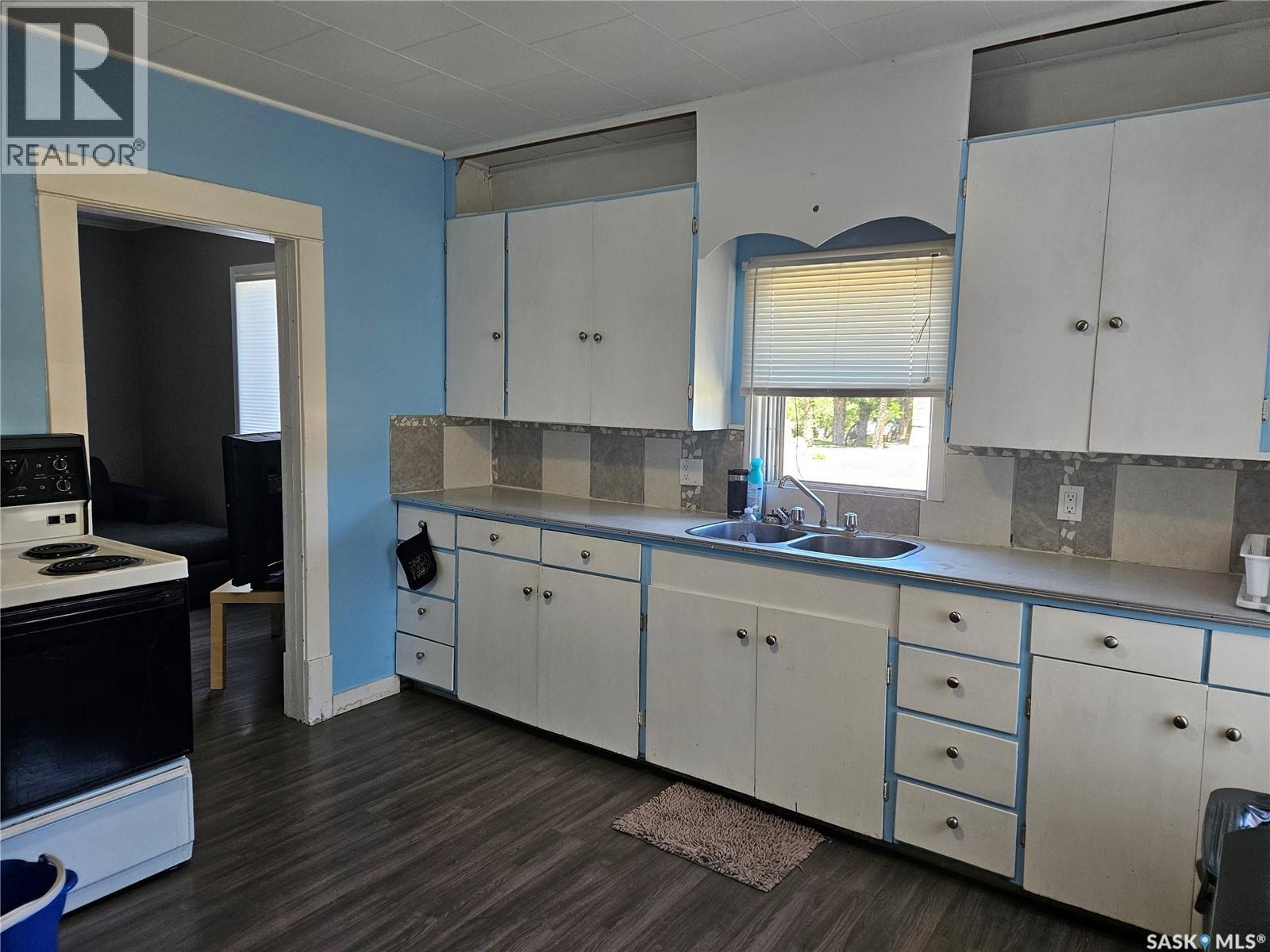 4575 Price Avenue, Gull Lake, Saskatchewan  S0N 1A0 - Photo 8 - SK026040