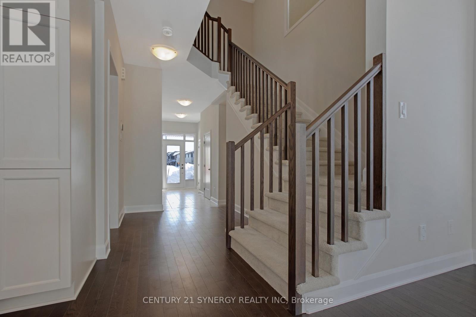 708 Taliesin Crescent, Ottawa, Ontario  K2S 2K6 - Photo 10 - X12657434