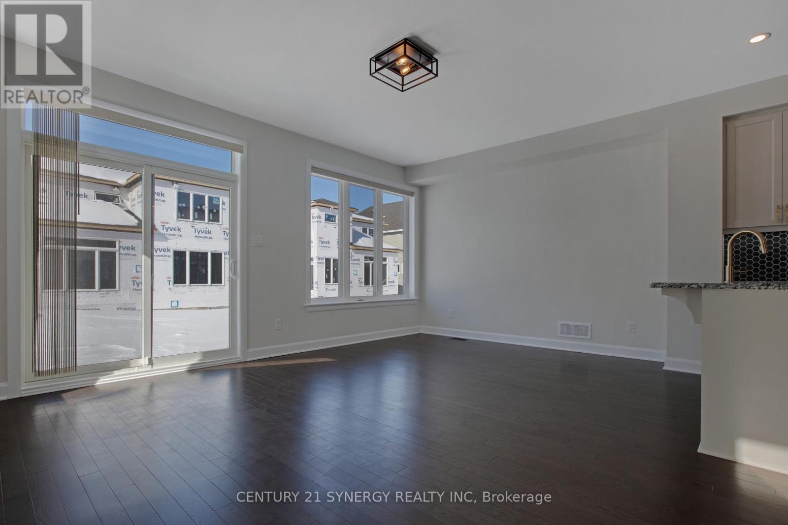 708 Taliesin Crescent, Ottawa, Ontario  K2S 2K6 - Photo 13 - X12657434