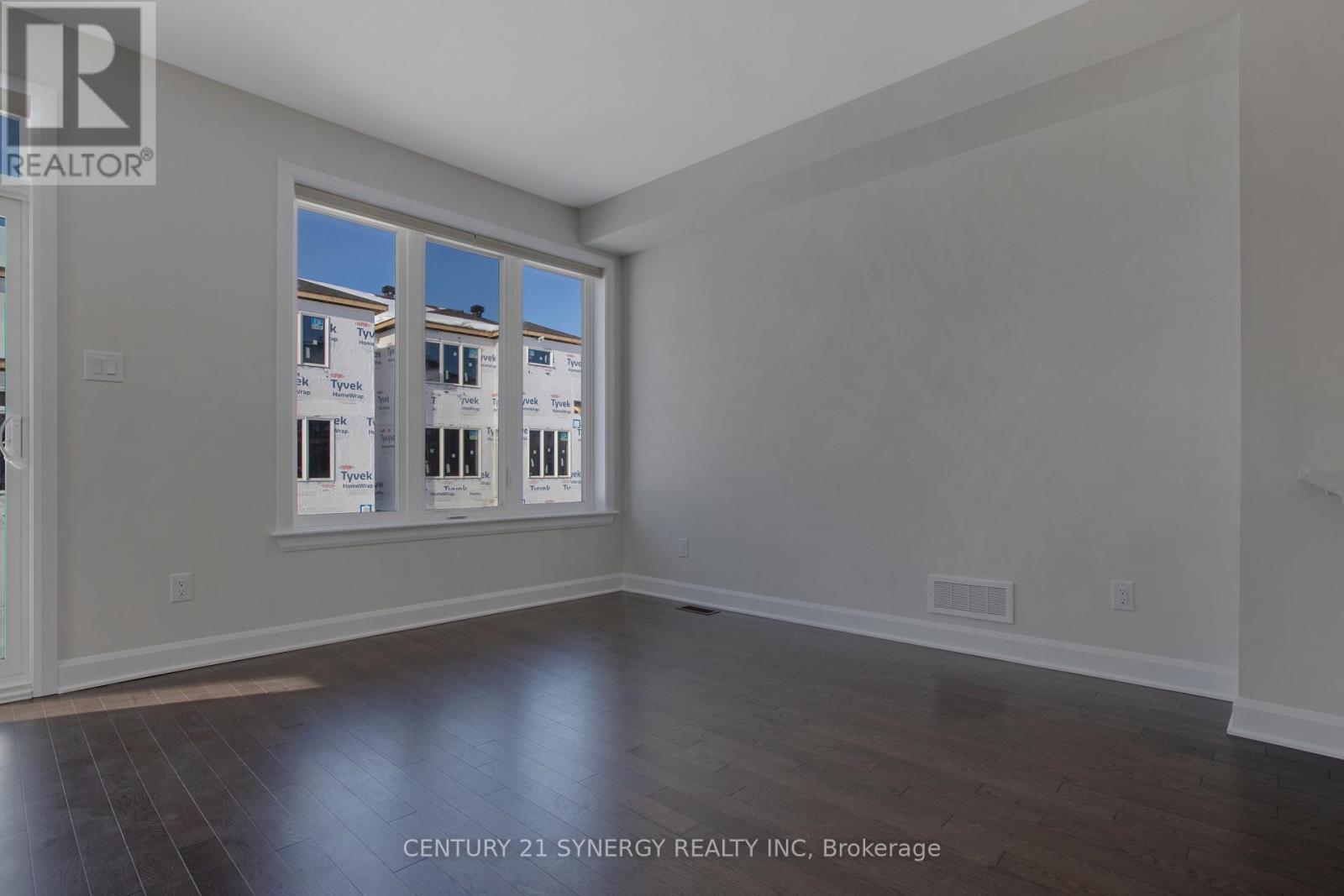 708 Taliesin Crescent, Ottawa, Ontario  K2S 2K6 - Photo 16 - X12657434