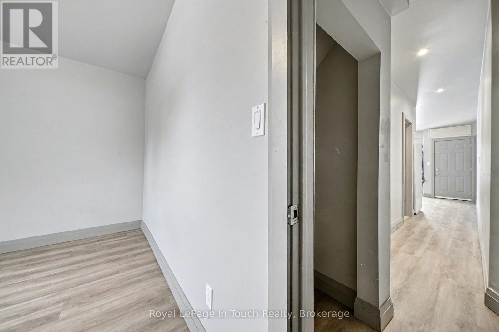 A - 7 Robert Street W, Penetanguishene, Ontario  L9M 1T9 - Photo 16 - S12533434