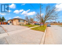 24 HURLEY CRESCENT, Toronto, Ontario