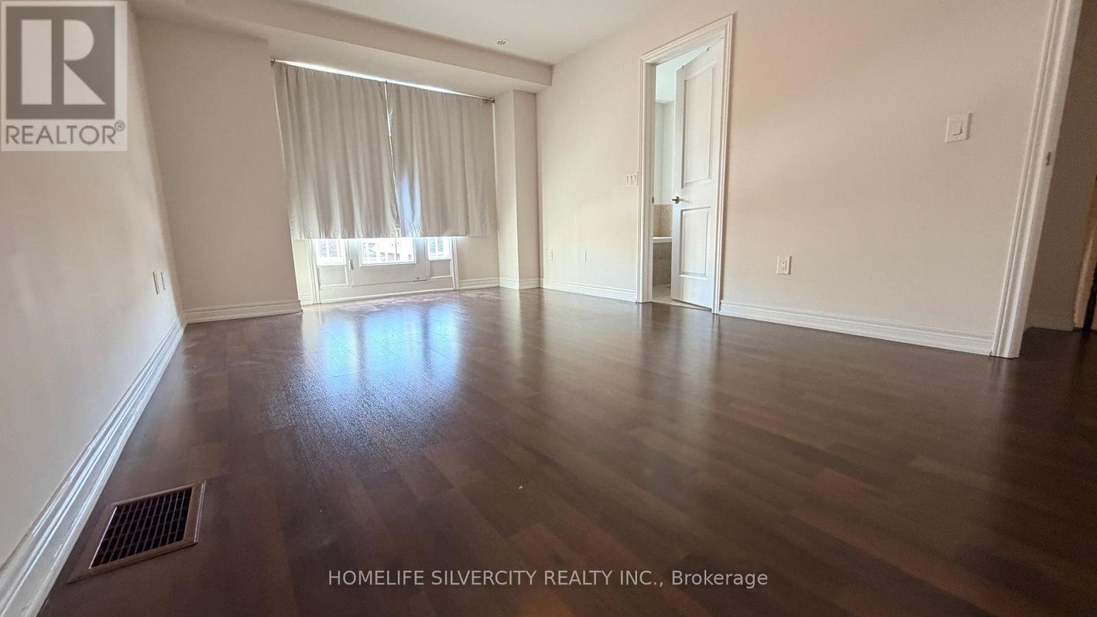 115 Inspire Boulevard, Brampton, Ontario  L6R 0B3 - Photo 5 - W12651464