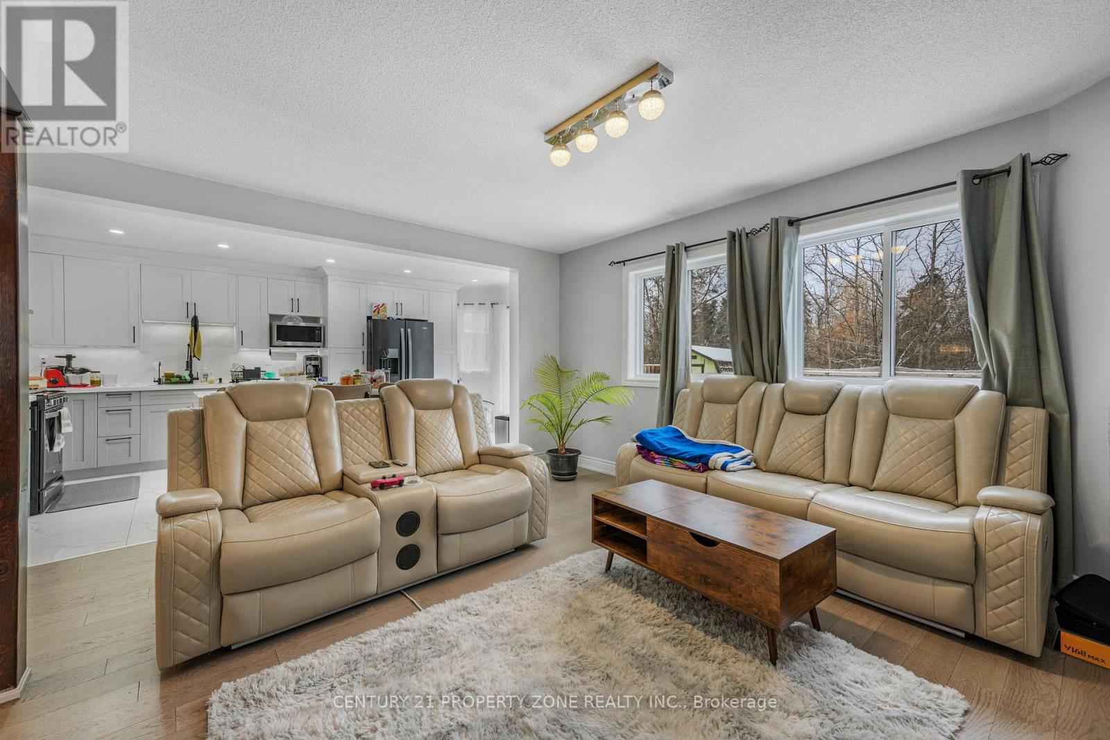 59 Richwood Crescent, Brampton, Ontario  L6X 4K7 - Photo 9 - W12651588