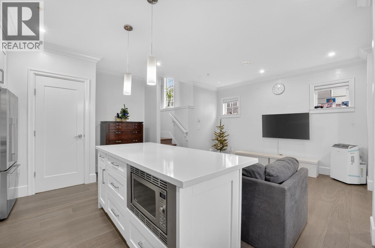 5685 Killarney Street, Vancouver, British Columbia V5R 3W4 - Photo 6 - R3075455