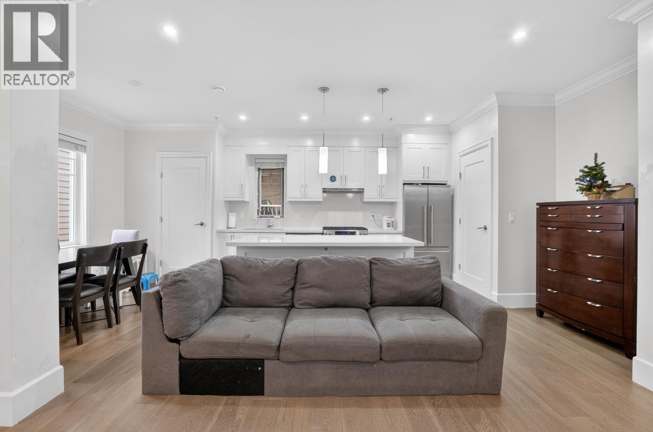 5685 Killarney Street, Vancouver, British Columbia V5R 3W4 - Photo 8 - R3075455