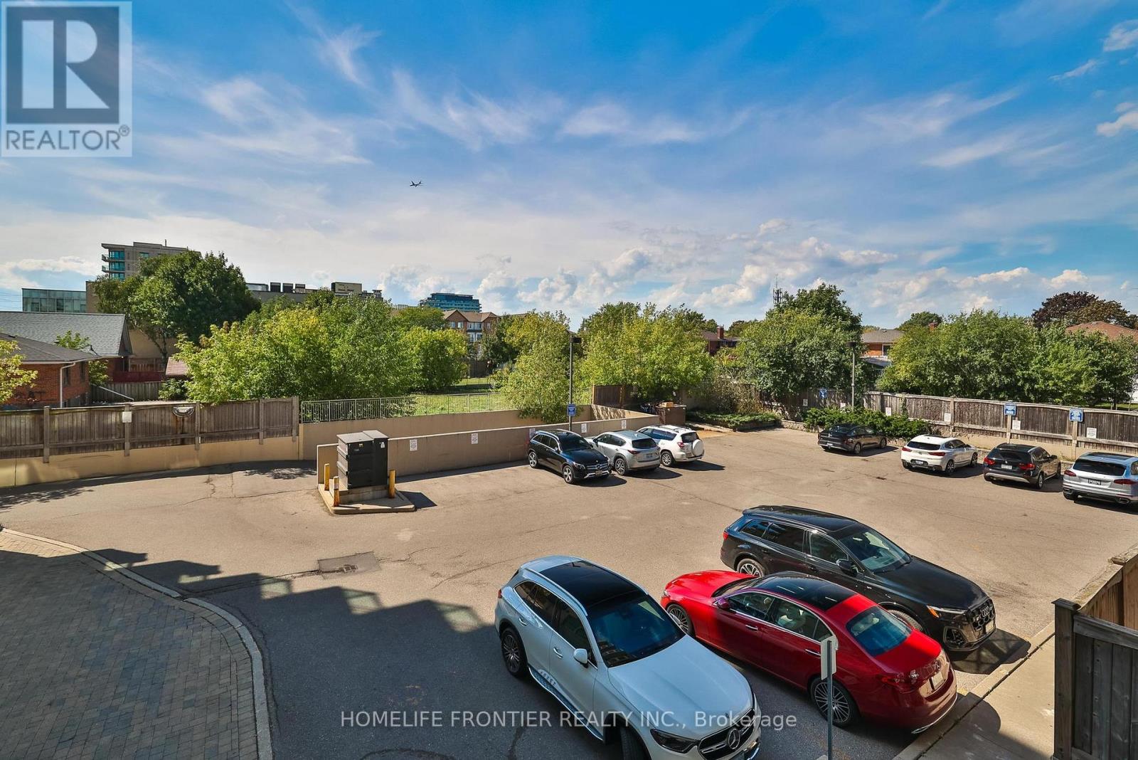 201 - 920 Sheppard Avenue W, Toronto, Ontario  M3H 2T6 - Photo 30 - C12657424