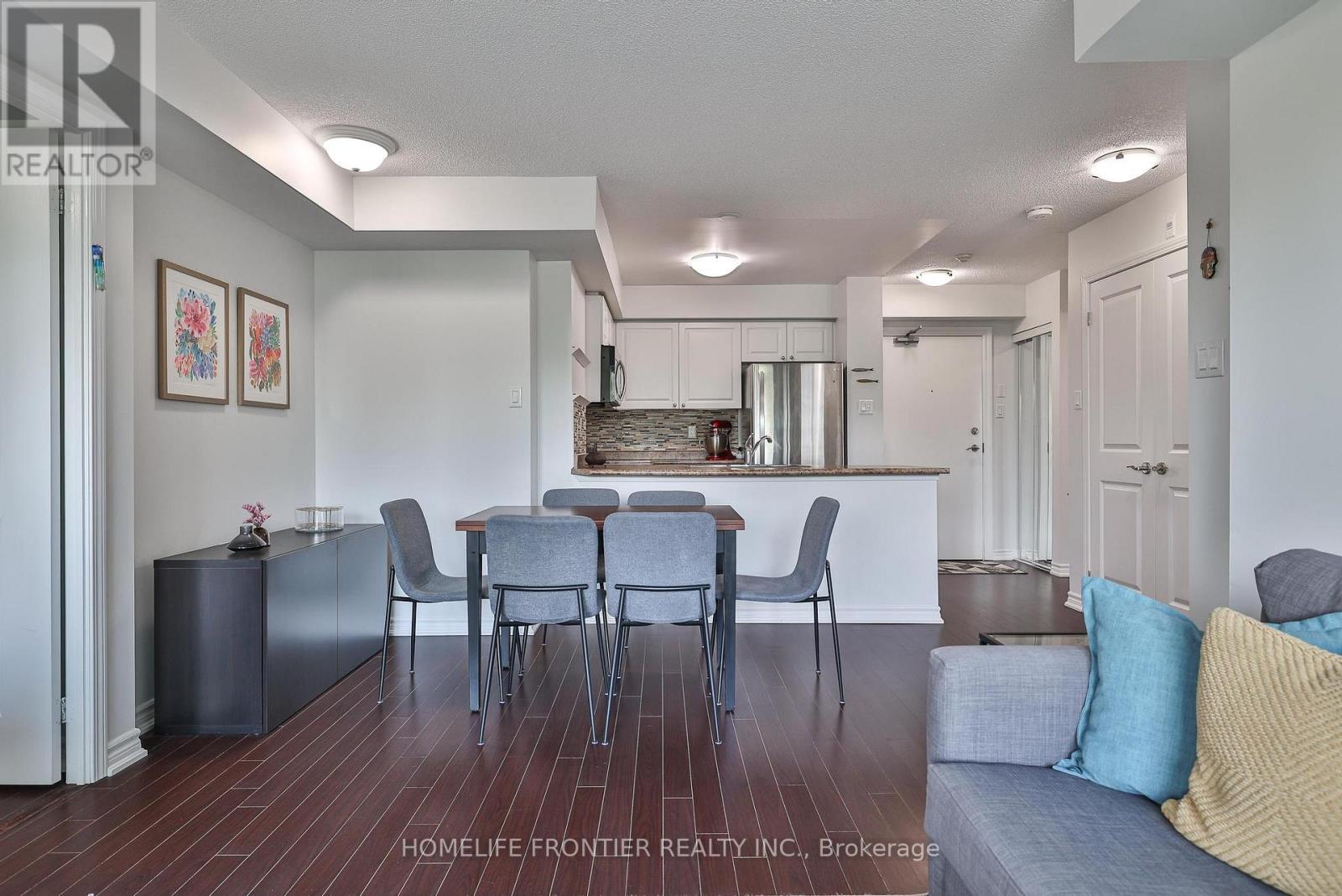 201 - 920 Sheppard Avenue W, Toronto, Ontario  M3H 2T6 - Photo 9 - C12657424