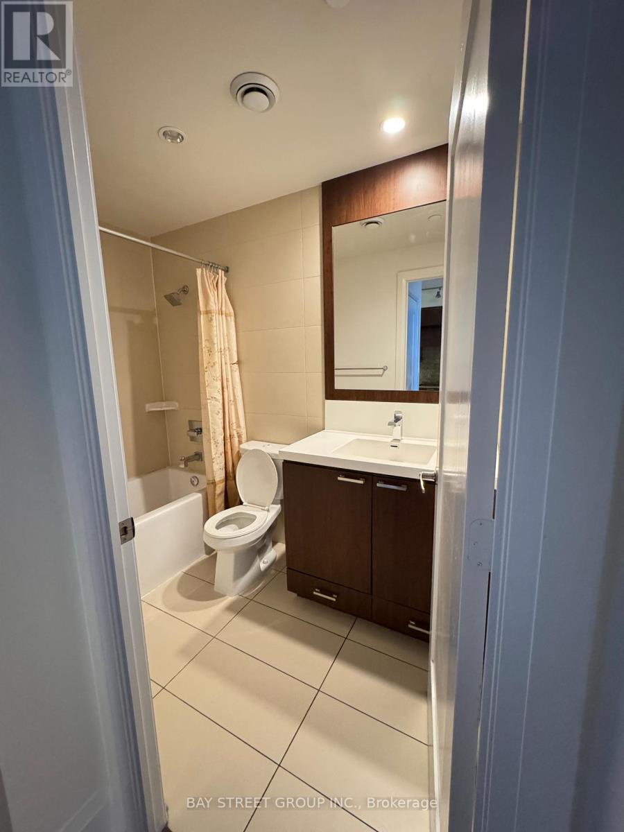 805 - 120 Harrison Garden Boulevard, Toronto, Ontario  M2N 0H1 - Photo 10 - C12657436