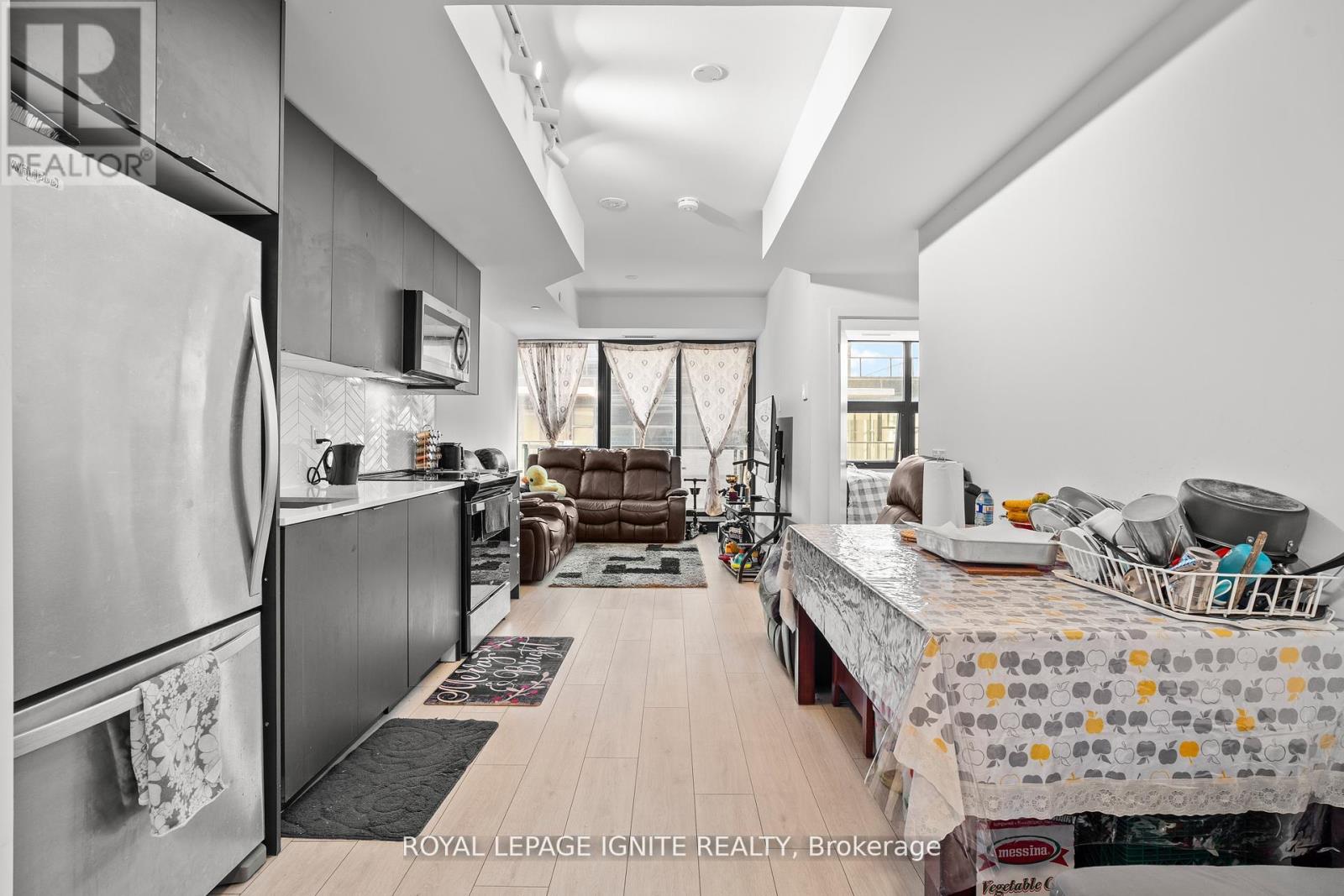 414 - 1604 Charles Street, Whitby, Ontario L1N 0P2 - Photo 6 - E12657456