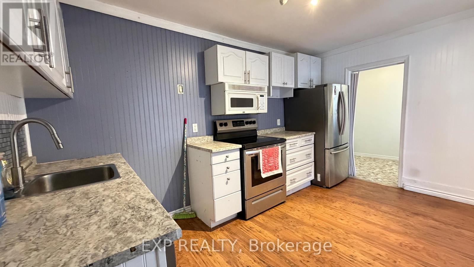 Unit A - 79 Henry Street, Quinte West, Ontario  K8N 2Z6 - Photo 3 - X12637076
