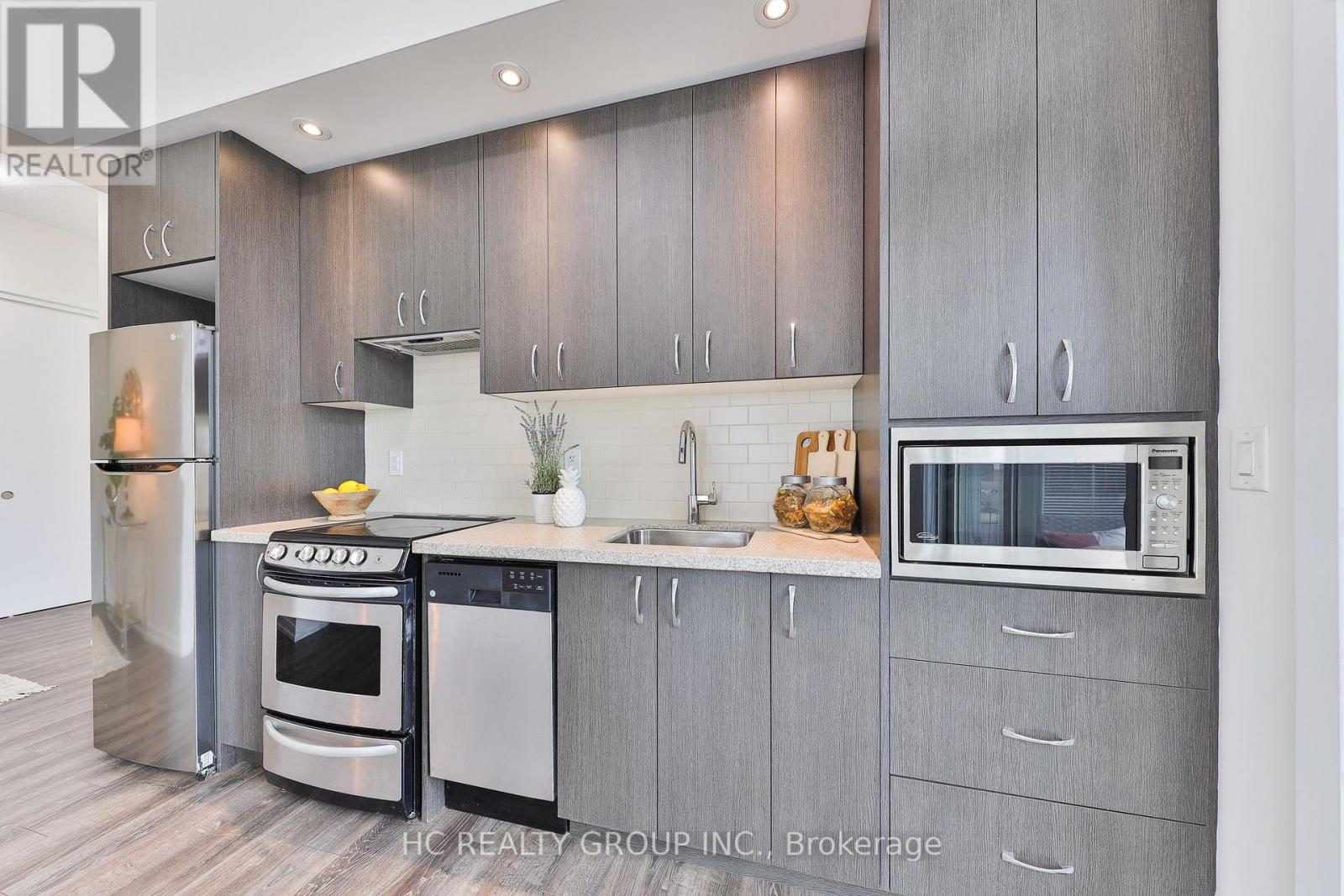 418 - 457 Plains Road East Road E, Burlington, Ontario  L7T 0B8 - Photo 20 - W12657450