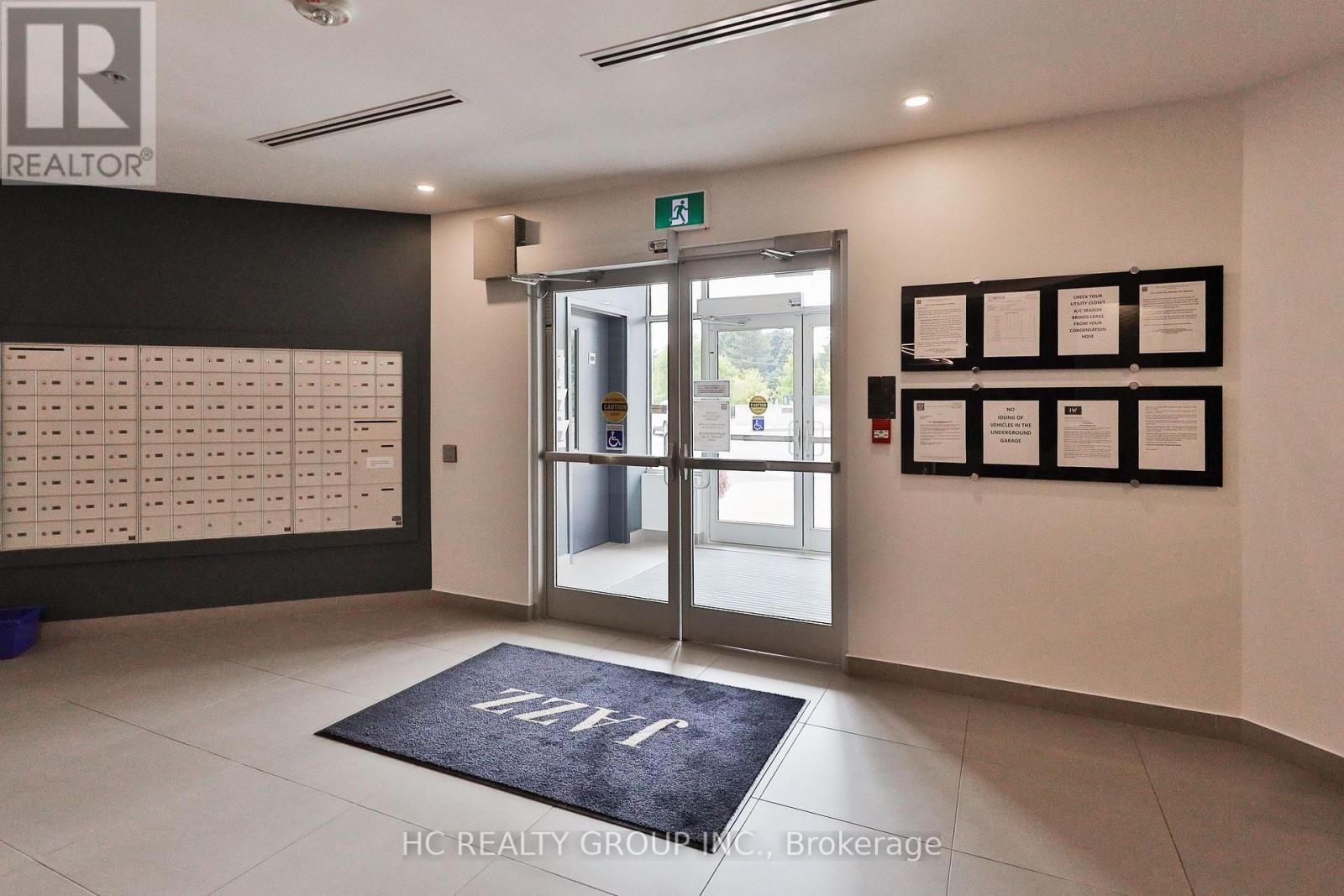 418 - 457 Plains Road East Road E, Burlington, Ontario  L7T 0B8 - Photo 7 - W12657450