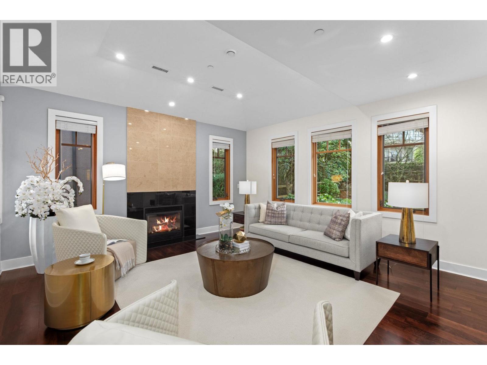 3936 Quesnel Drive, Vancouver, British Columbia  V6L 2X2 - Photo 2 - R3075415