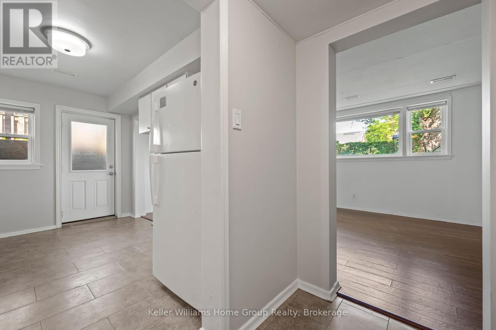 228 Connaught Street, Kitchener, Ontario  N2C 1B3 - Photo 12 - X12657504