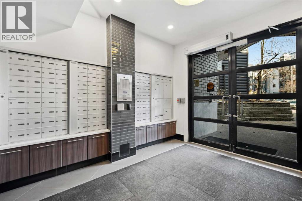 210, 10 Sierra Morena Mews Sw, Calgary, Alberta  T3H 3K5 - Photo 22 - A2251699