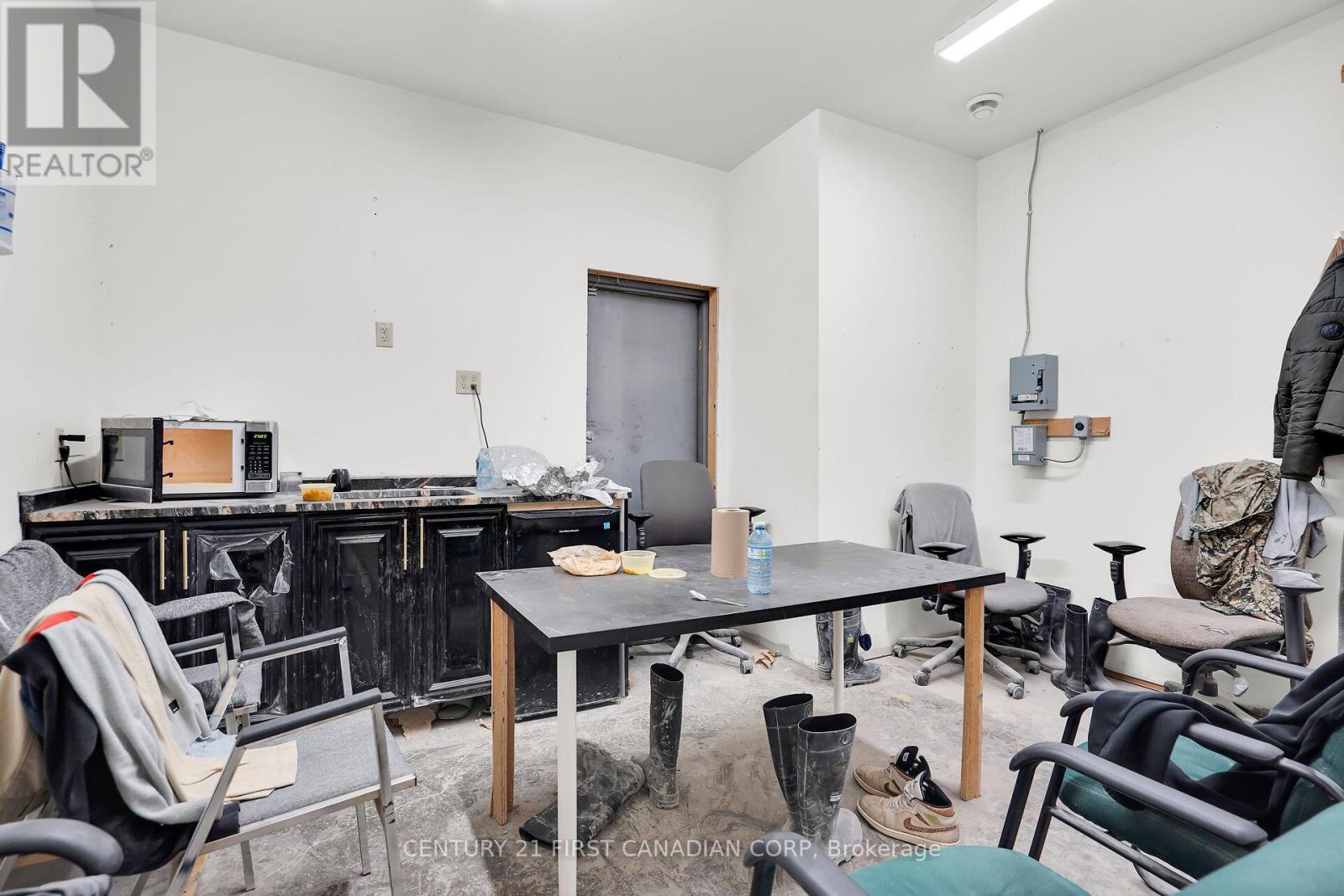 549 First Street, London East, Ontario  N5V 1Z5 - Photo 25 - X12657484