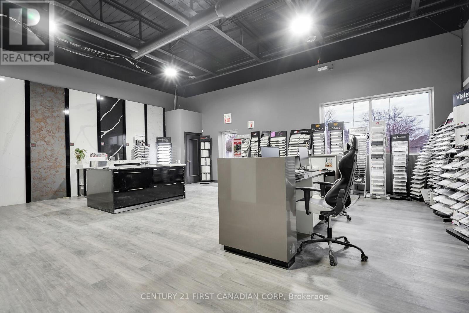 549 First Street, London East, Ontario  N5V 1Z5 - Photo 4 - X12657484