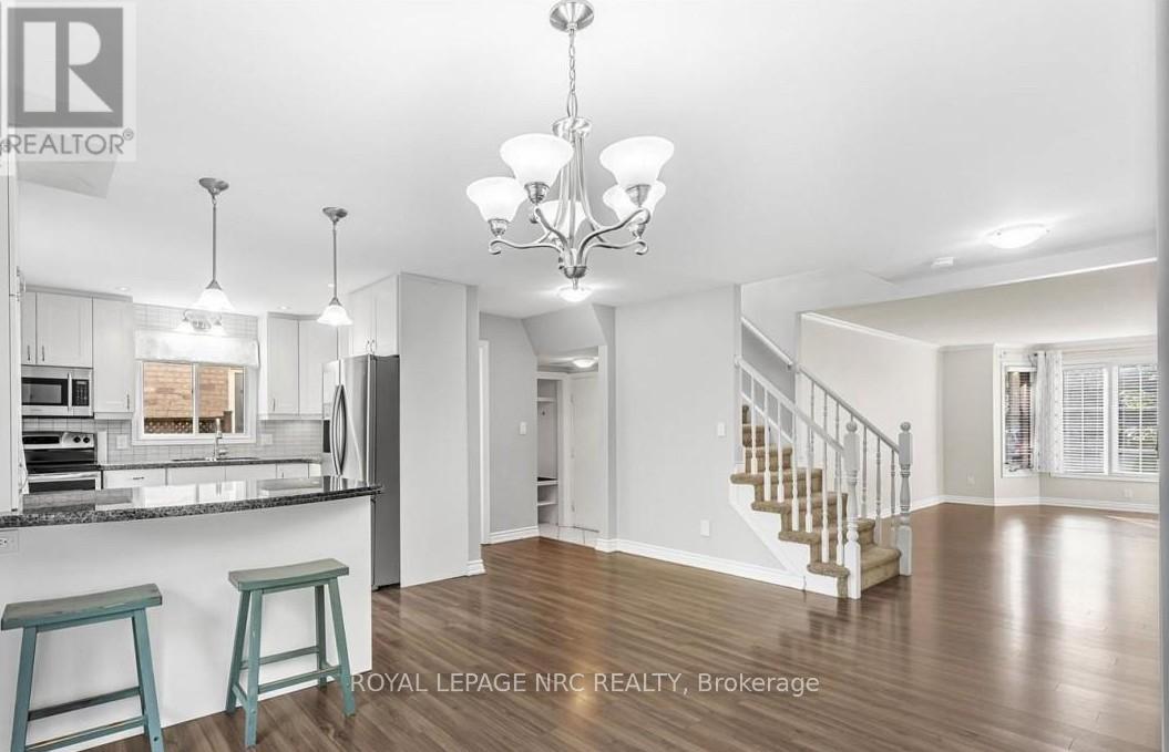 41 Huntington Lane, St. Catharines, Ontario  L2S 3R5 - Photo 5 - X12504310