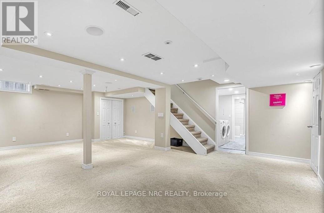 41 Huntington Lane, St. Catharines, Ontario  L2S 3R5 - Photo 9 - X12504310