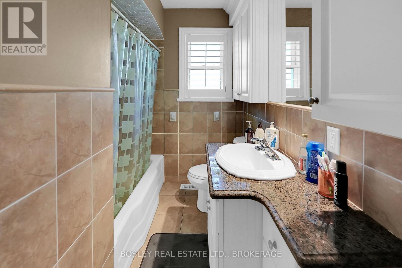 6616 Riall Street, Niagara Falls, Ontario  L2J 1Z6 - Photo 11 - X12657474