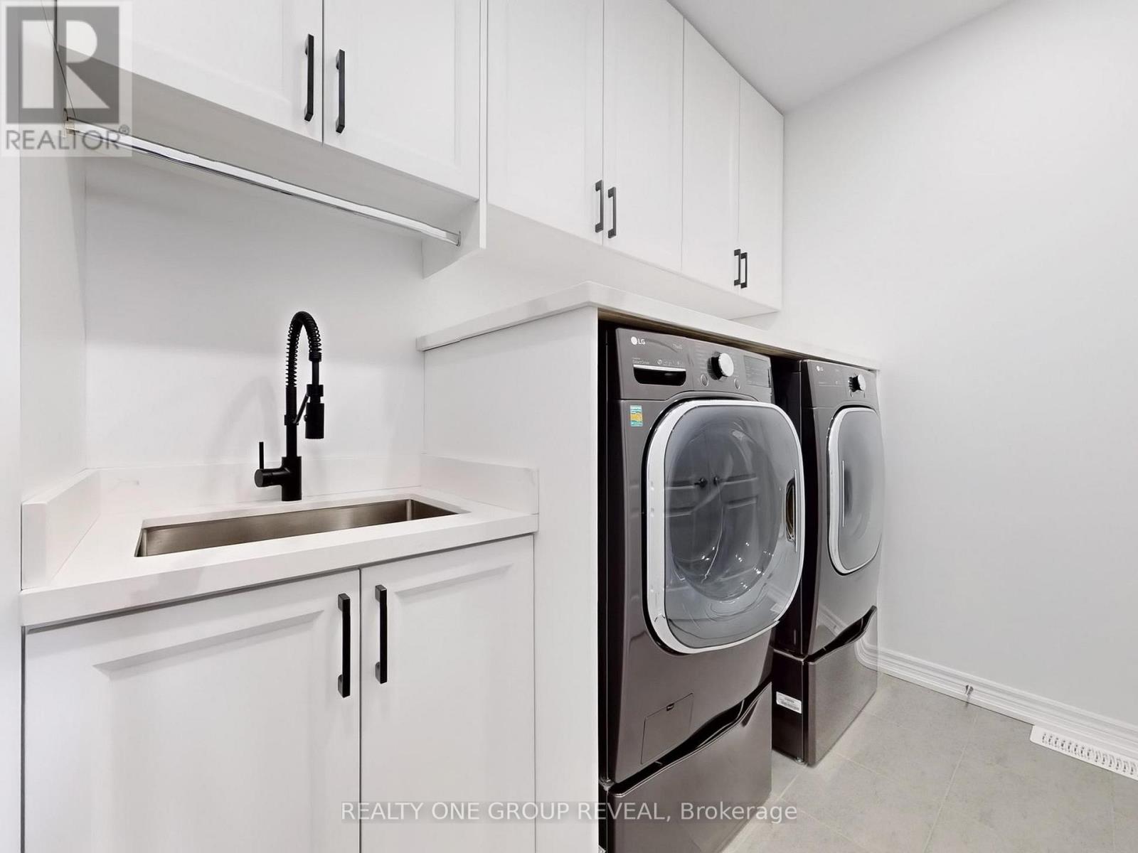 58 Busato Drive, Whitchurch-Stouffville, Ontario  L4A 4V4 - Photo 44 - N12454645