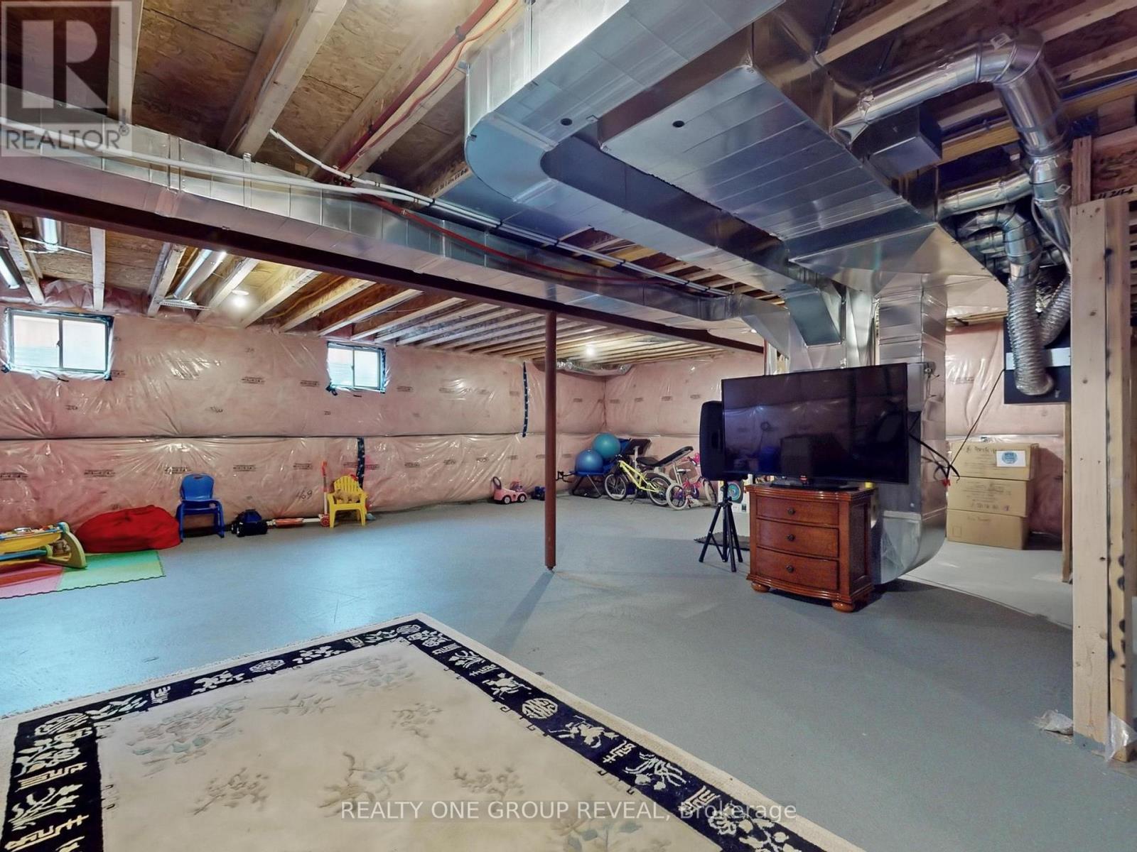 58 Busato Drive, Whitchurch-Stouffville, Ontario  L4A 4V4 - Photo 46 - N12454645