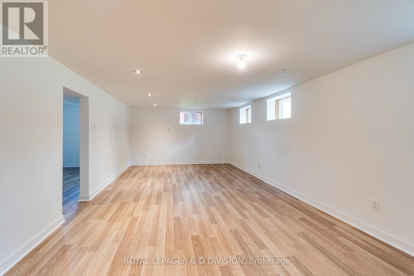 7079 Second Line W, Mississauga, Ontario  L5W 1A1 - Photo 30 - W12404501