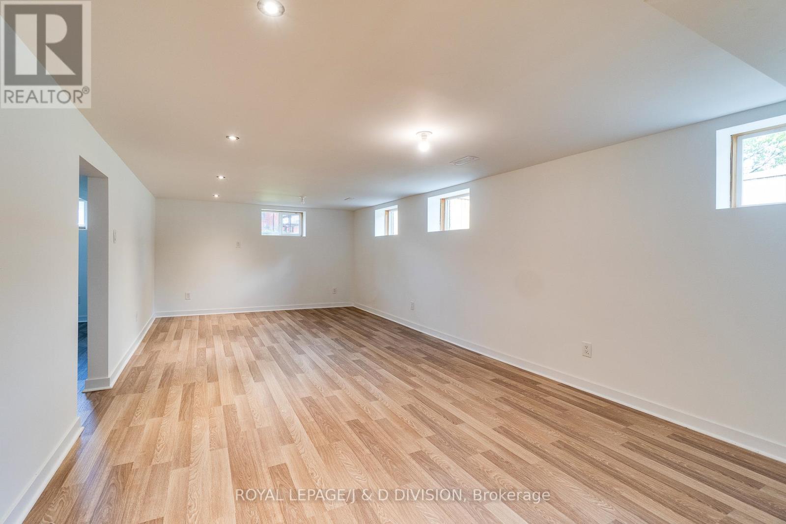 7079 Second Line W, Mississauga, Ontario  L5W 1A1 - Photo 29 - W12404501