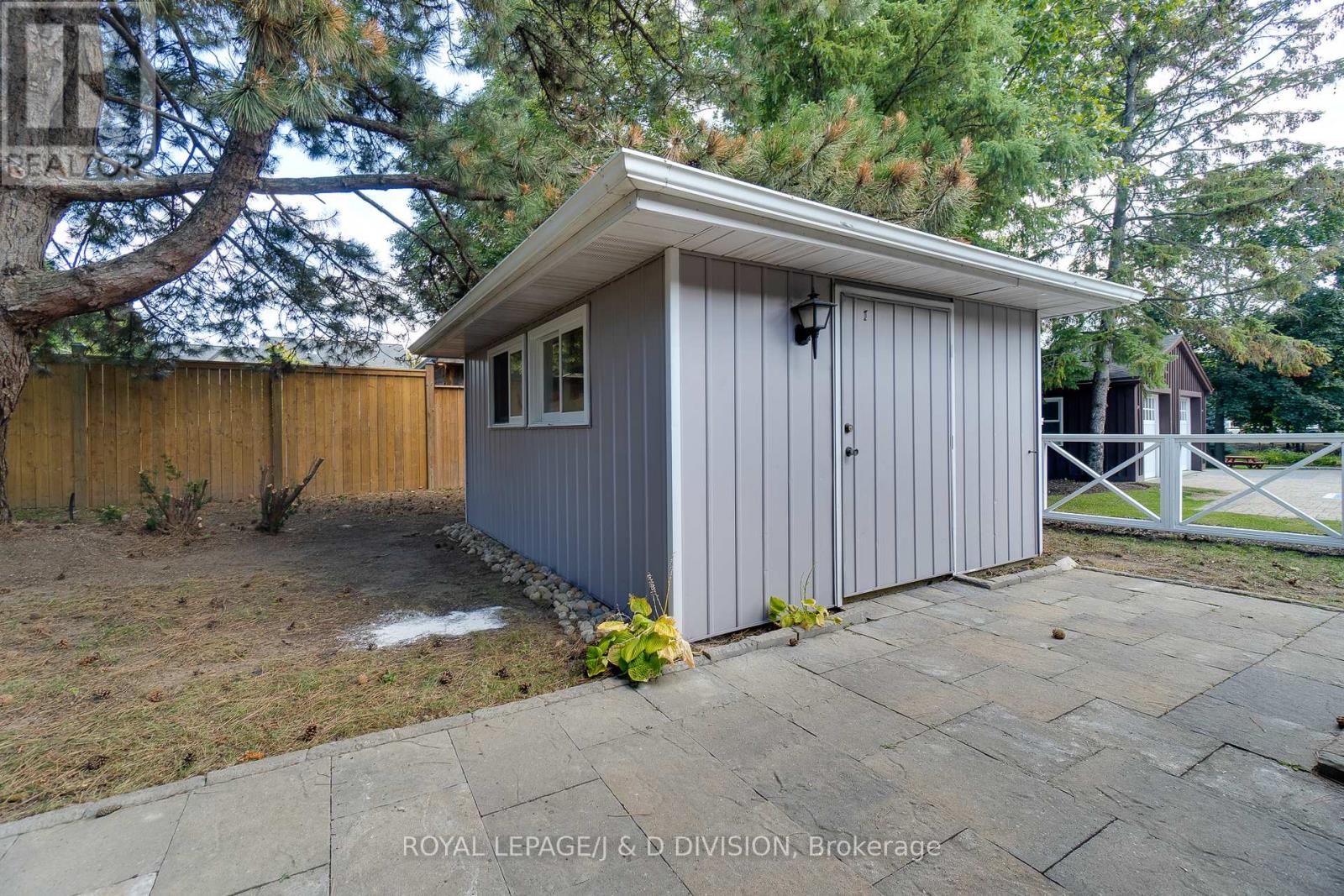 7079 Second Line W, Mississauga, Ontario  L5W 1A1 - Photo 38 - W12404501