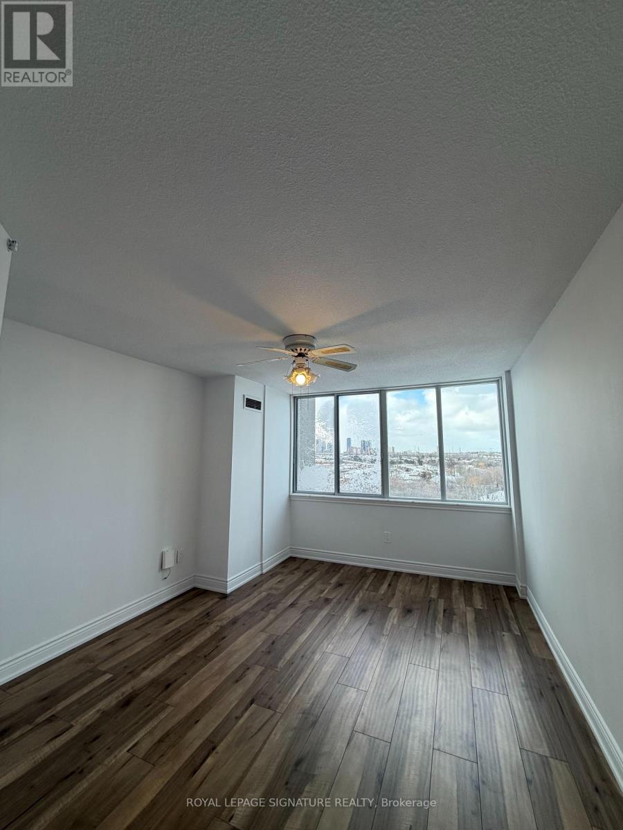 1016 - 1320 Mississauga Valley Boulevard, Mississauga, Ontario L5A 3R6 - Photo 8 - W12655786