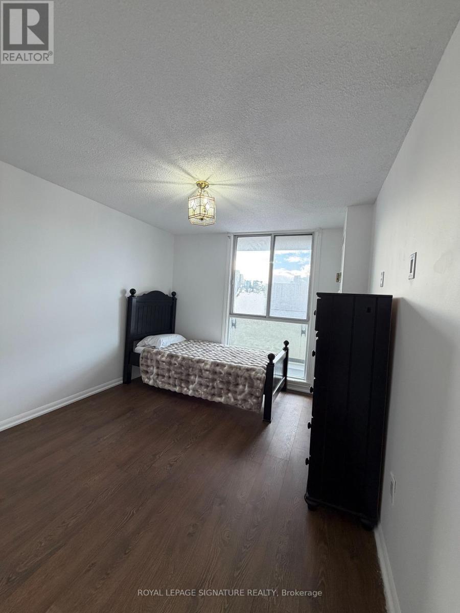 1016 - 1320 Mississauga Valley Boulevard, Mississauga, Ontario L5A 3R6 - Photo 9 - W12655786