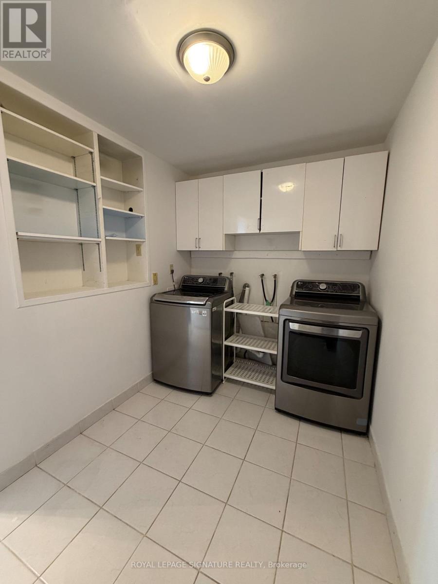 1016 - 1320 Mississauga Valley Boulevard, Mississauga, Ontario L5A 3R6 - Photo 10 - W12655786