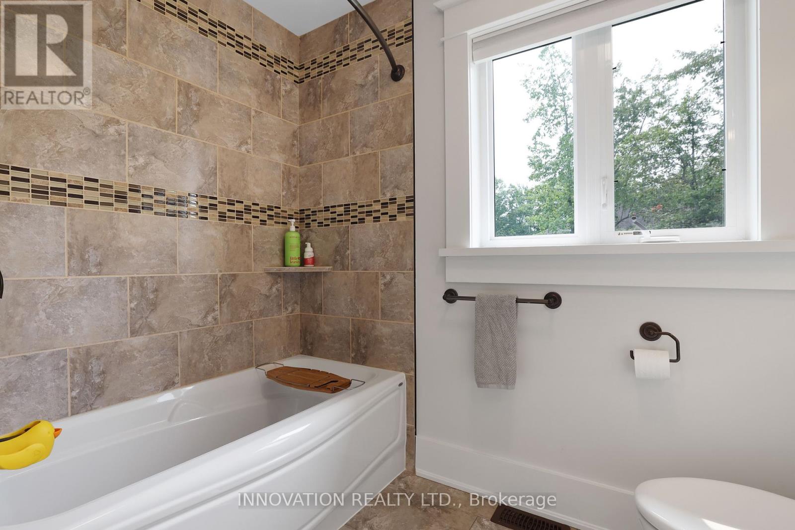 115 Eagle Creek Court, Ottawa, Ontario  K0A 1T0 - Photo 25 - X12450772