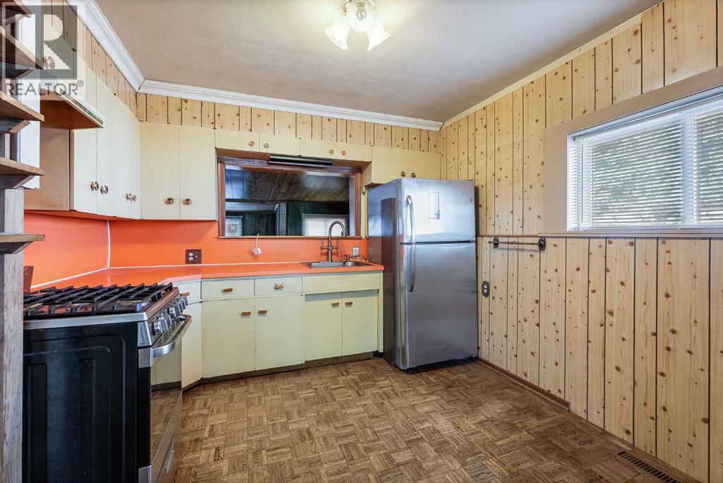 7927 36 Avenue Nw, Calgary, Alberta  T3B 1V6 - Photo 11 - A2254662