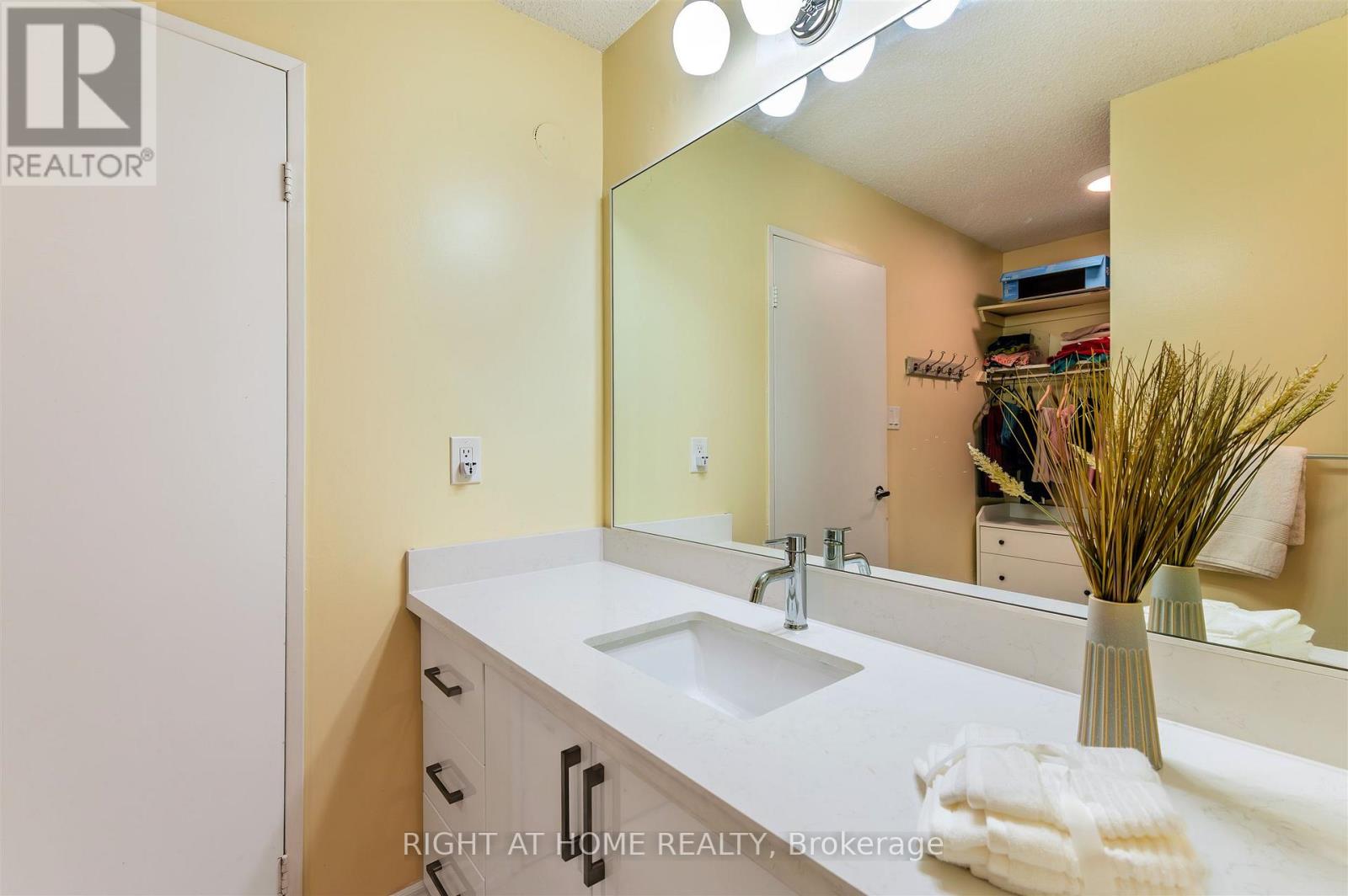 133 - 4005 Don Mills Road, Toronto, Ontario M2H 3J9 - Photo 25 - C12657472