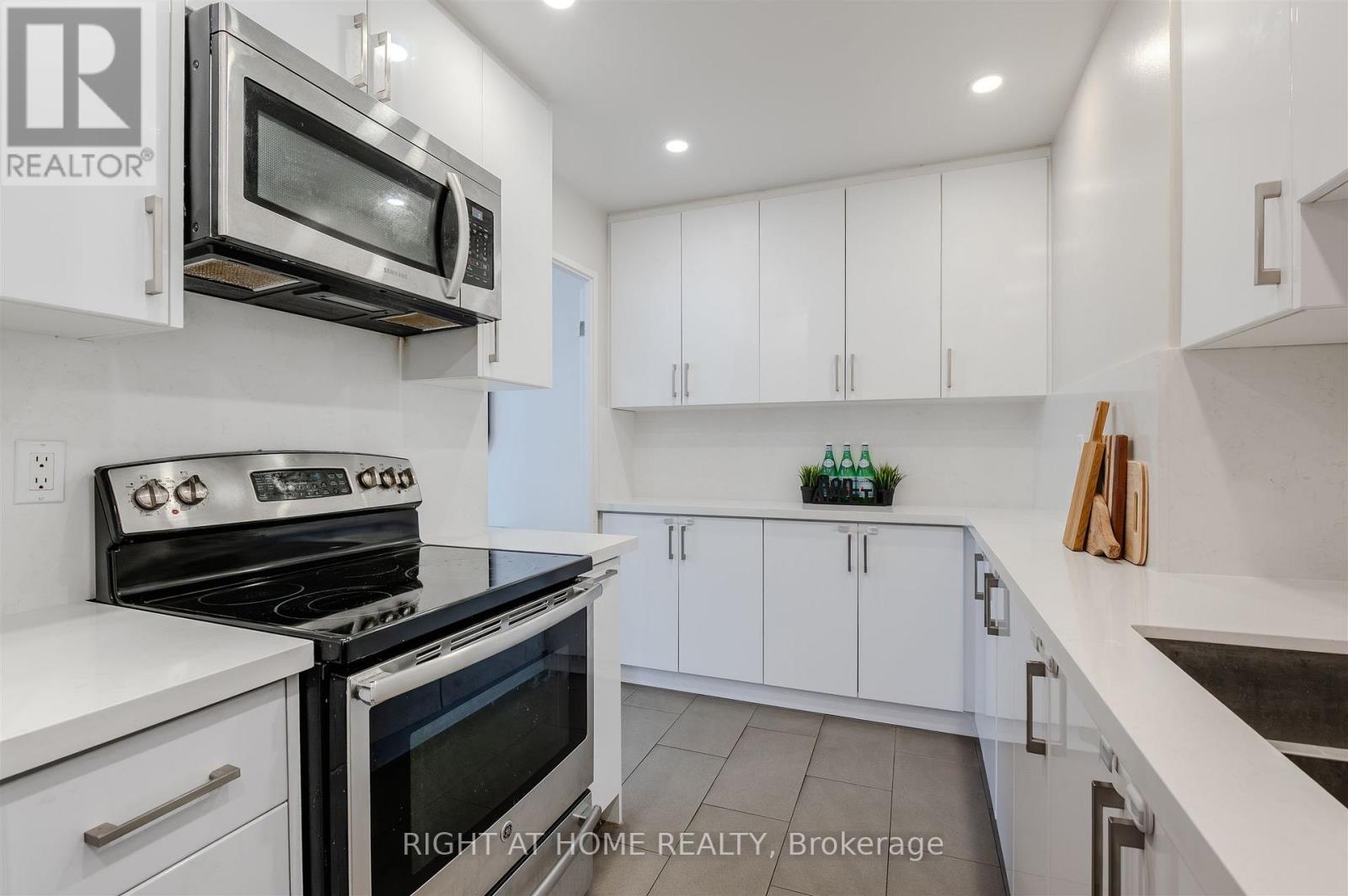 133 - 4005 Don Mills Road, Toronto, Ontario M2H 3J9 - Photo 6 - C12657472