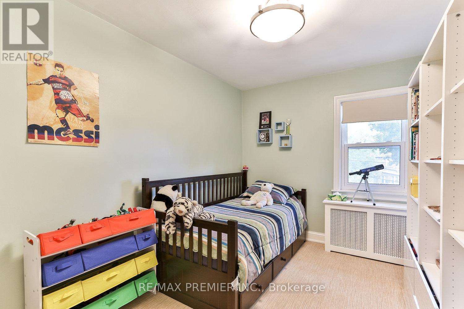 684 Eglinton Avenue E, Toronto, Ontario  M4G 2K5 - Photo 16 - C12657492